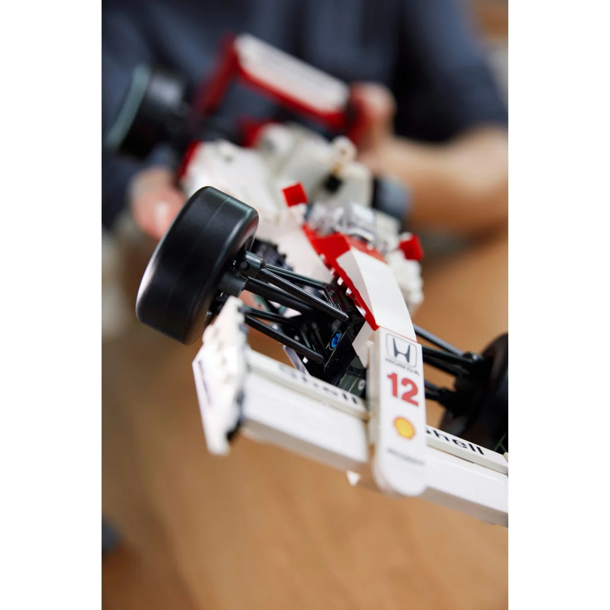 LEGO® Icons McLaren MP4/4 & Ayrton Senna 10330