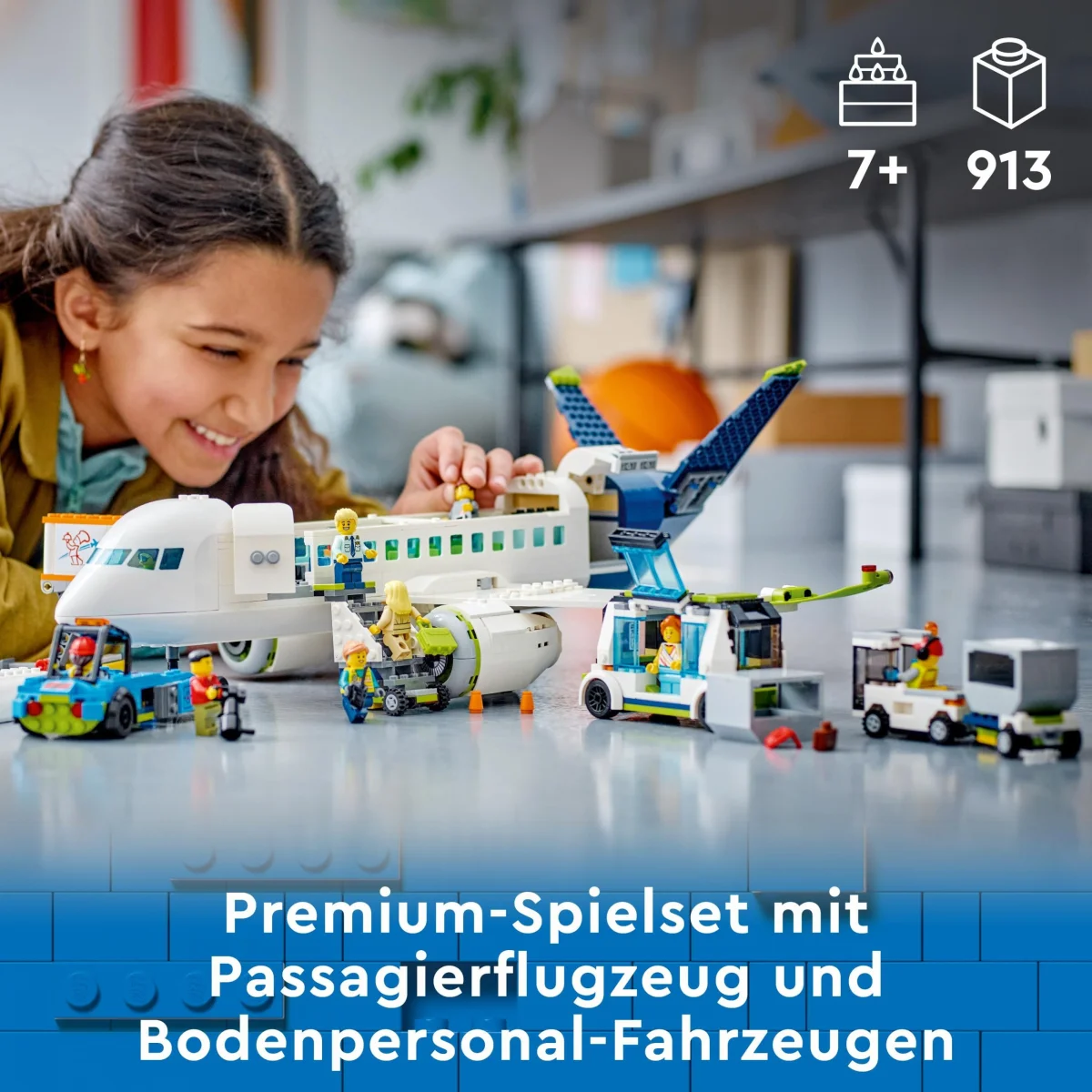 LEGO® City Passagierflugzeug 60367